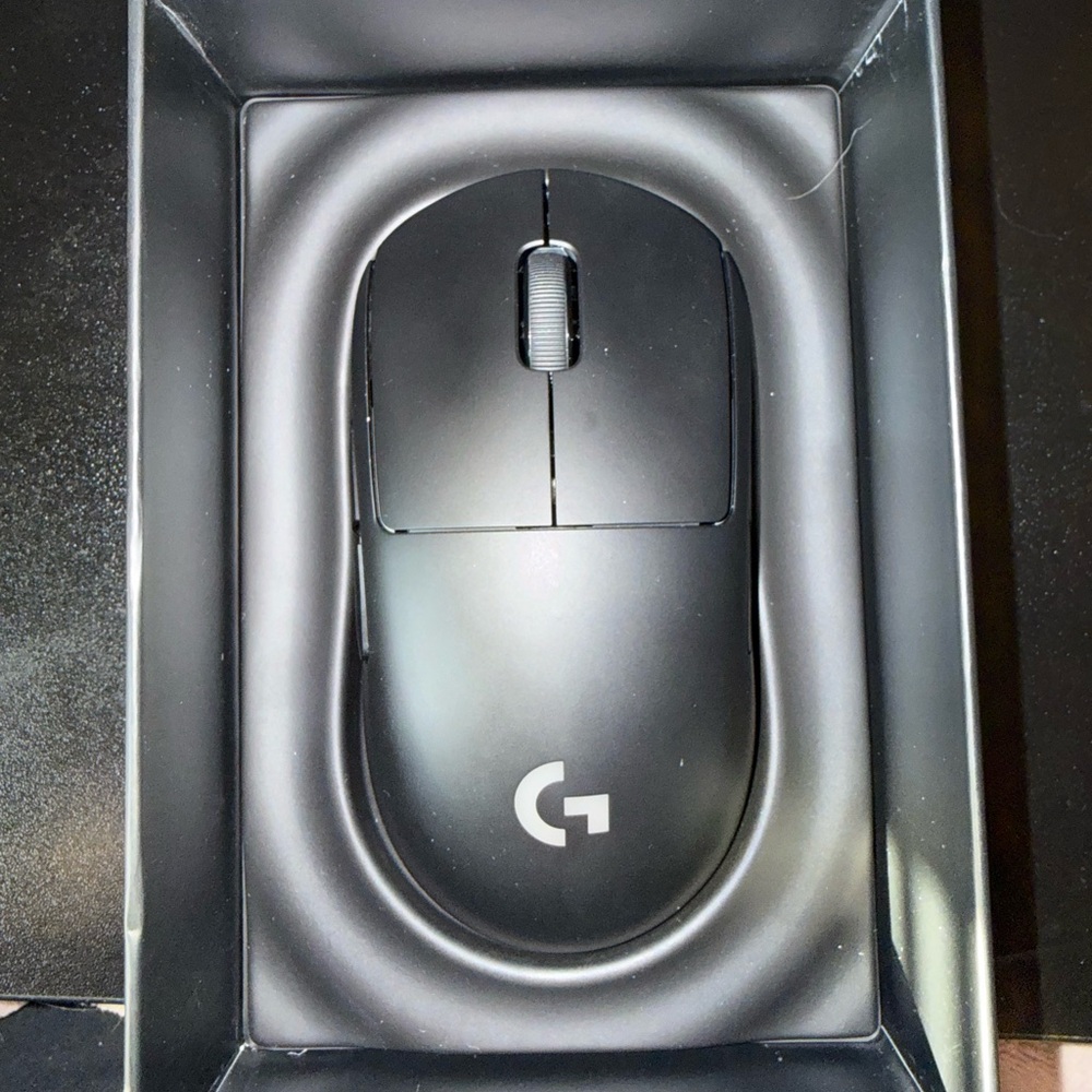 Logitech G Pro Wireless Mouse - Picture 2 of 5